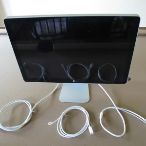 THAY SỬA MÀN HÌNH MẶT KÍNH Apple Cinema Display LED (24-Inch) Specs LED Cinema Display - MB382LL/A - A1267